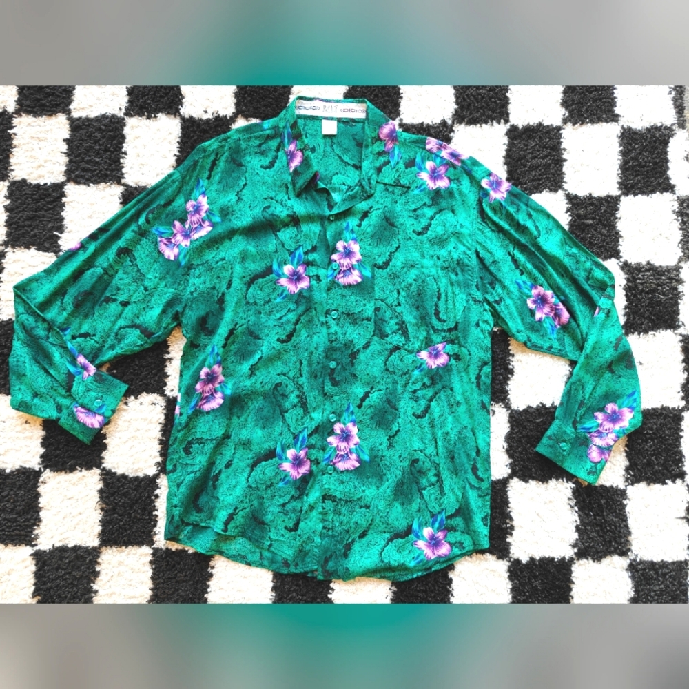 Vintage Paysley and Flower Design Shirt L